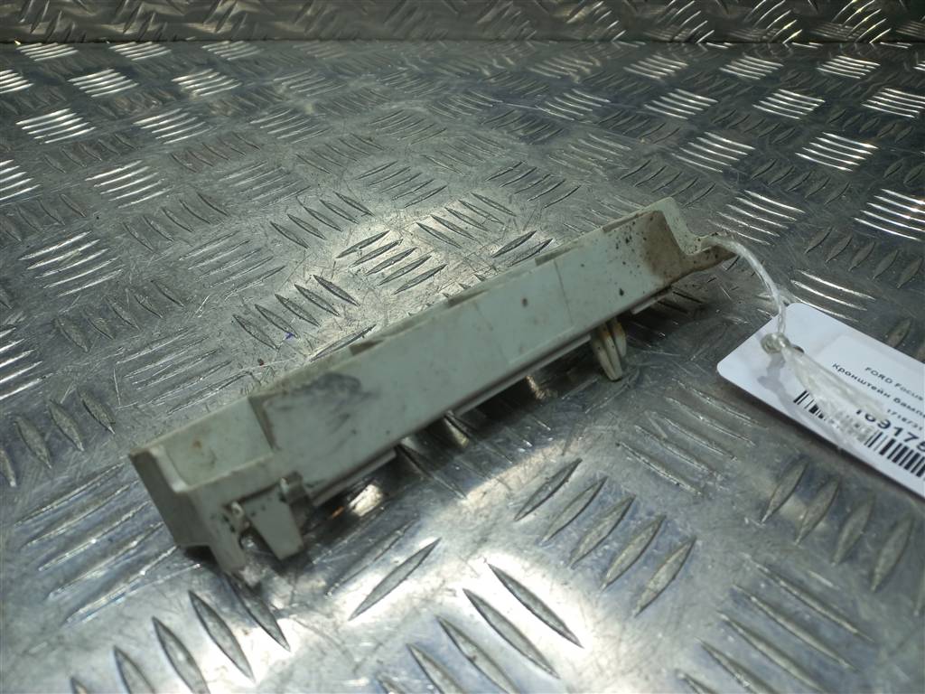 кронштейн бампера FORD Focus  1718731, 980 рублей, Москва