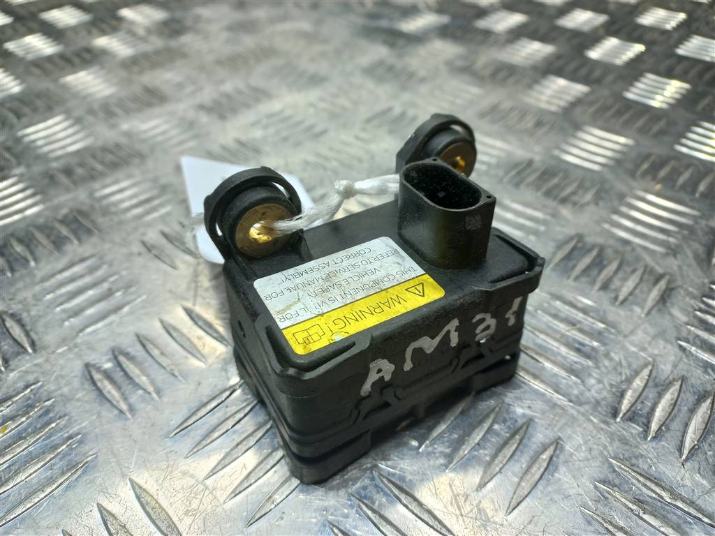 датчик ускорения LAND ROVER FREELANDER  LR001055, 630 рублей, Москва