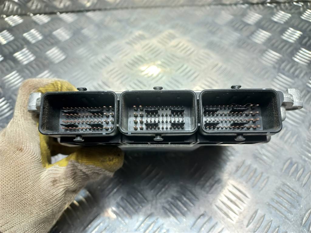 блок управления двигателем LAND ROVER FREELANDER 2.2 TD MT (150 л.с.)Freelander  II (2006—2010) Внедорожник LR006646, 3620 рублей, Москва