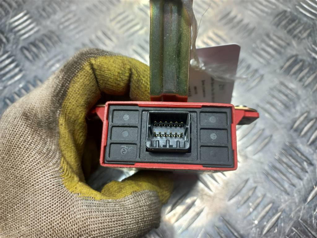 блок управления MITSUBISHI Space Star  MR913792, 630 рублей, Москва