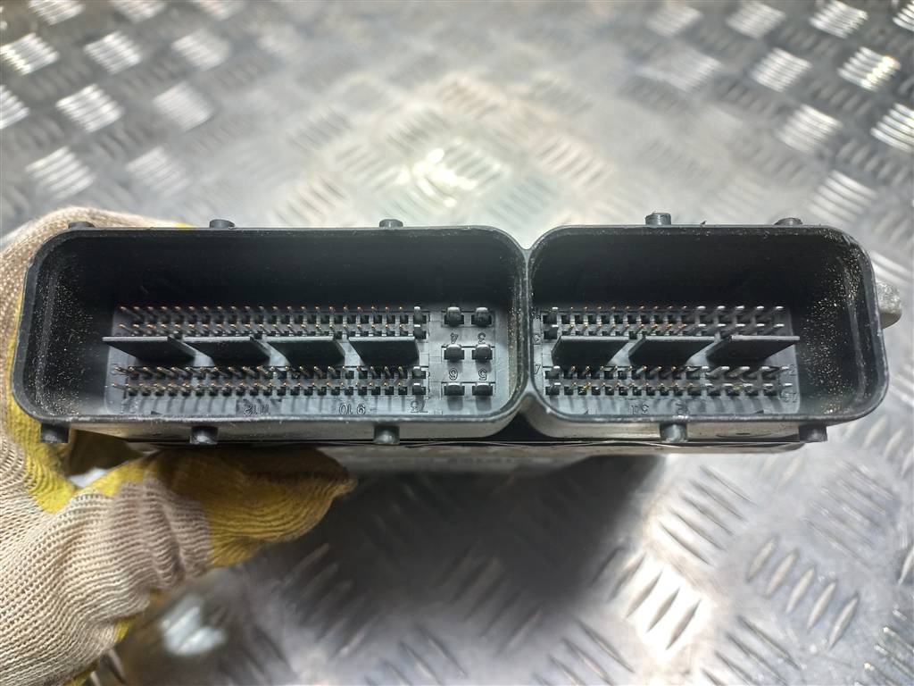 блок управления двигателем Hyundai SANTA FE  391012F400, 5580 рублей, Москва