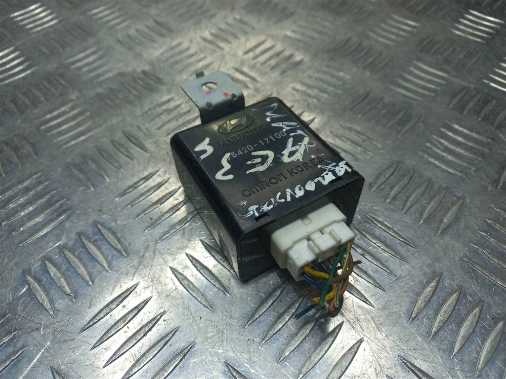 блок управления Hyundai MATRIX 1.6 MT (103 л.с.)Matrix  I рестайлинг (2005—2008) Минивэн 9542017100, 630 рублей, Москва