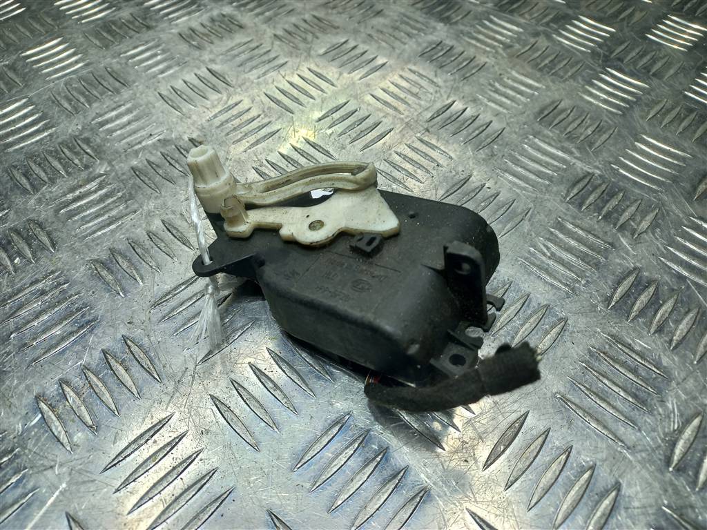 моторчик заслонки отопителя Volkswagen   1J2907511A, 980 рублей, Москва