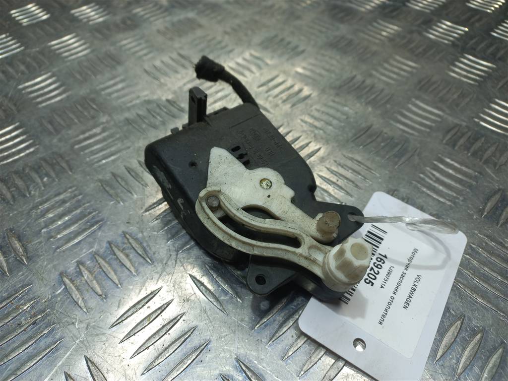моторчик заслонки отопителя Volkswagen   1J2907511A, 980 рублей, Москва