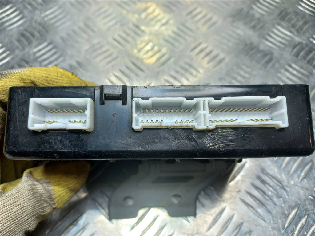 блок управления Hyundai I20 1.3 MT (78 л.с.)i20  I (2008—2012) Хетчбэк 954001J811, 980 рублей, Москва