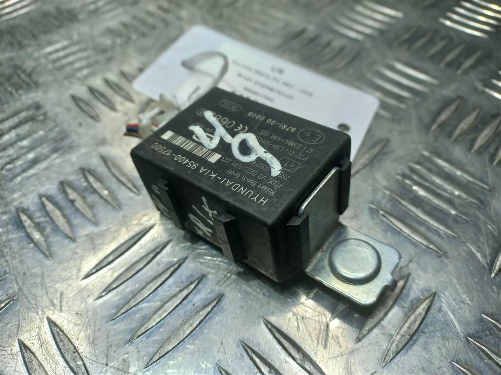 блок управления Hyundai MATRIX 1.6 MT (103 л.с.)Matrix  I рестайлинг (2005—2008) Минивэн 9540017500, 630 рублей, Москва