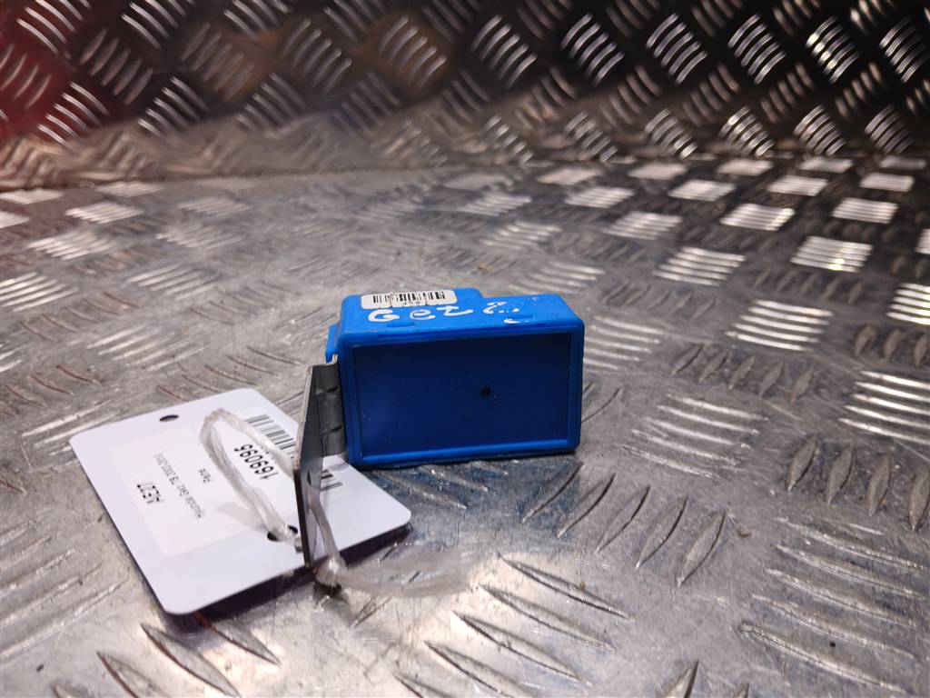 реле Hyundai GETZ 1.4 AT (97 л.с.)Getz  I рестайлинг (2005—2011) Хетчбэк 968301C510, 630 рублей, Москва