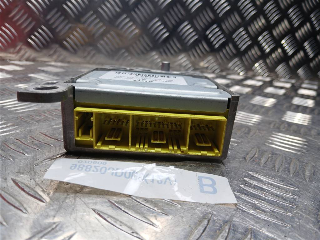 блок управления srs (air bag) NISSAN QASHQAI  98820JD000, 980 рублей, Москва