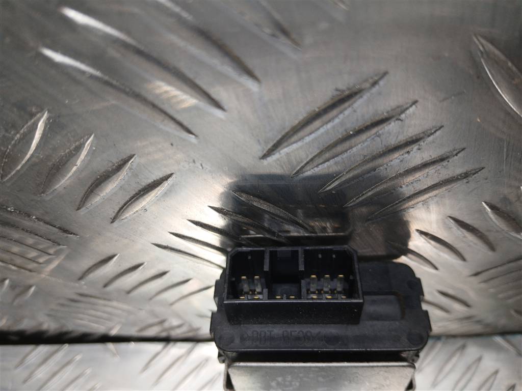 блок управления MITSUBISHI PAJERO SPORT  MR587327, 630 рублей, Москва