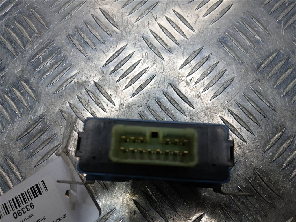 блок управления MITSUBISHI PAJERO SPORT  MR517920, 520 рублей, Москва