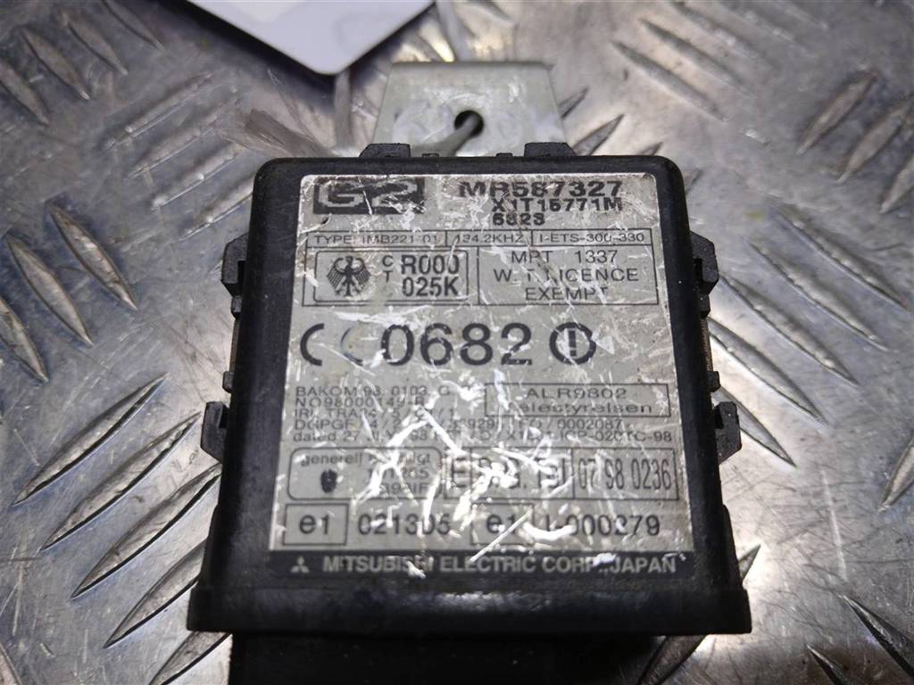 блок управления MITSUBISHI PAJERO SPORT  MR587327, 630 рублей, Москва
