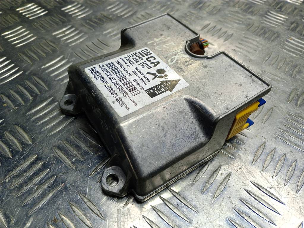 блок управления srs (air bag) Opel ASTRA  13288174, 980 рублей, Москва