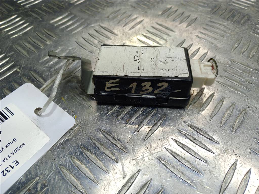 блок управления MAZDA 3  BS3L675DZ, 630 рублей, Москва