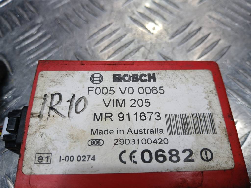 блок управления MITSUBISHI CARISMA  MR911673, 630 рублей, Москва