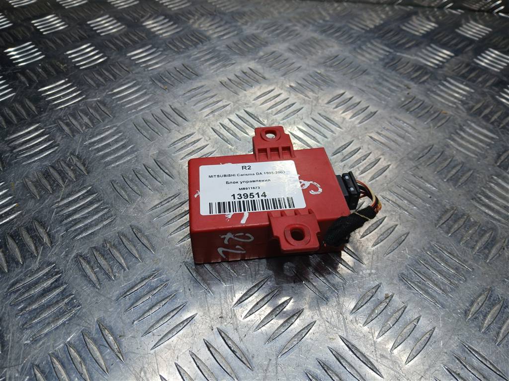 блок управления MITSUBISHI CARISMA  MR911673, 630 рублей, Москва