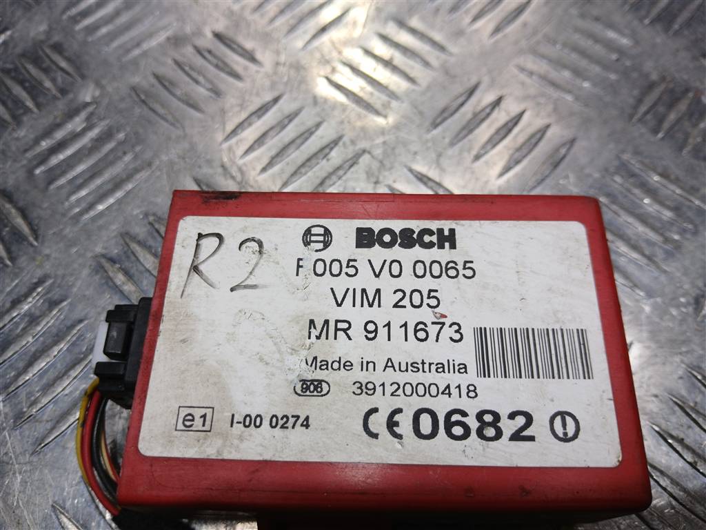 блок управления MITSUBISHI CARISMA  MR911673, 630 рублей, Москва