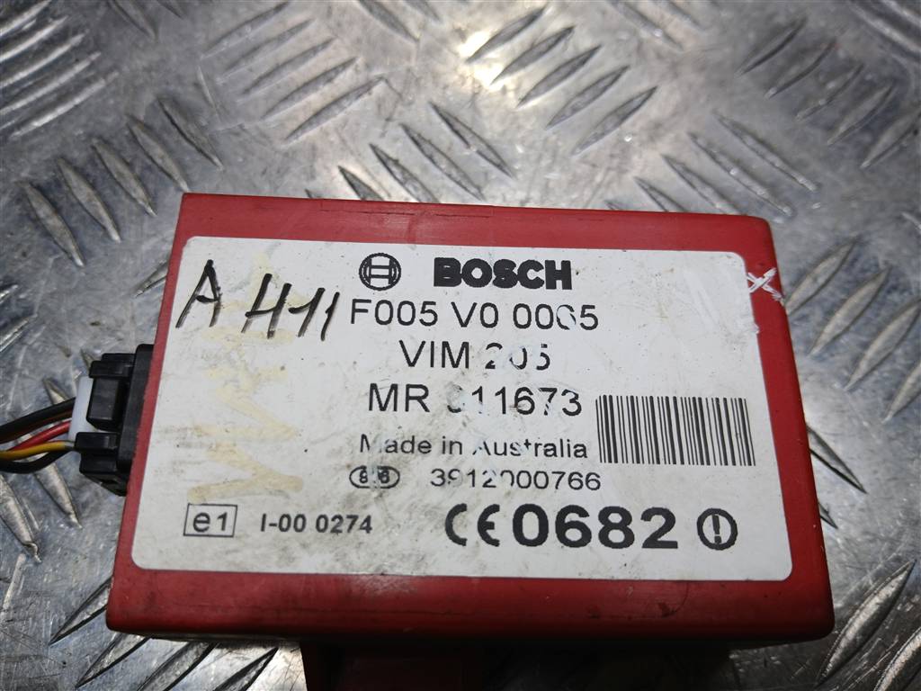 блок управления MITSUBISHI CARISMA  MR911673, 630 рублей, Москва