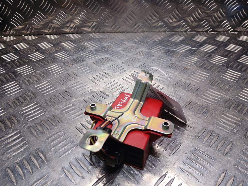 блок управления MITSUBISHI Space Star  MR913792, 630 рублей, Москва