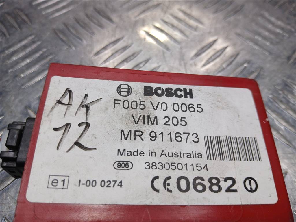 блок управления MITSUBISHI CARISMA  MR911673, 630 рублей, Москва