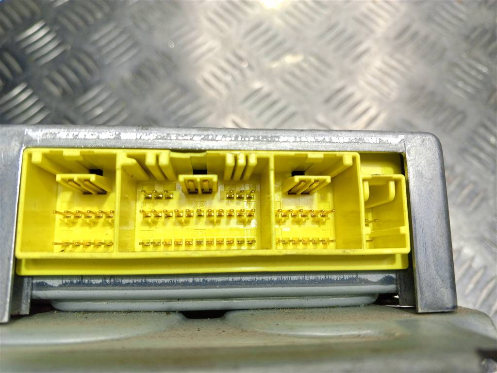 блок управления srs (air bag) SUBARU Forester  98221SA011, 1550 рублей, Москва