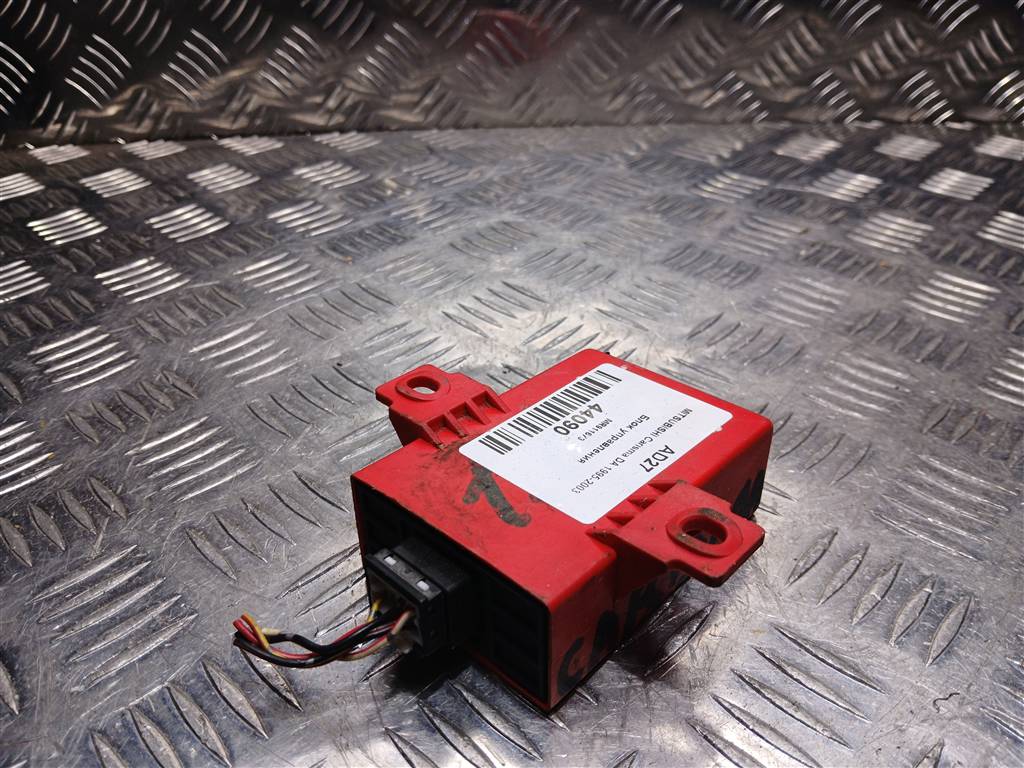 блок управления MITSUBISHI CARISMA  MR911673, 630 рублей, Москва