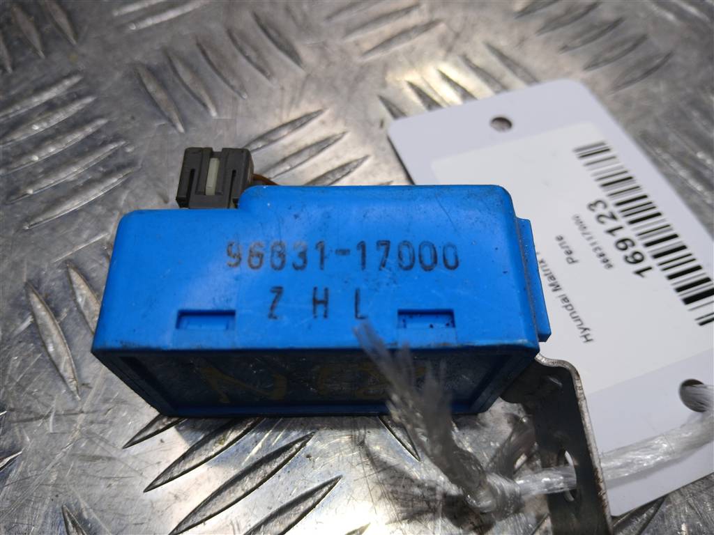 реле Hyundai MATRIX 1.6 MT (103 л.с.)Matrix  I рестайлинг (2005—2008) Минивэн 9683117000, 1320 рублей, Москва