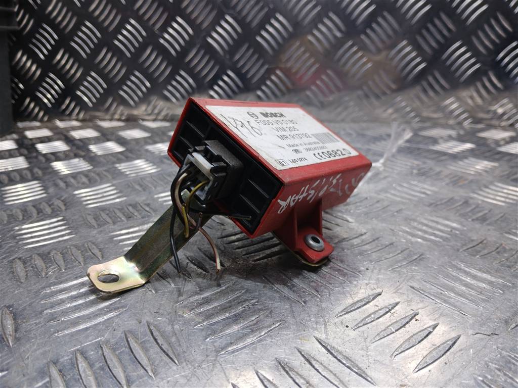 блок управления MITSUBISHI Space Star  MR913792, 630 рублей, Москва