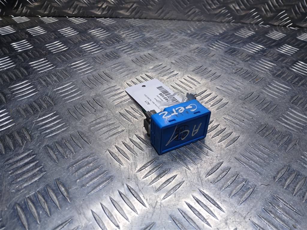 реле Hyundai GETZ 1.3 AT (85 л.с.)Getz  I (2002—2005) Хетчбэк 968301C000, 520 рублей, Москва