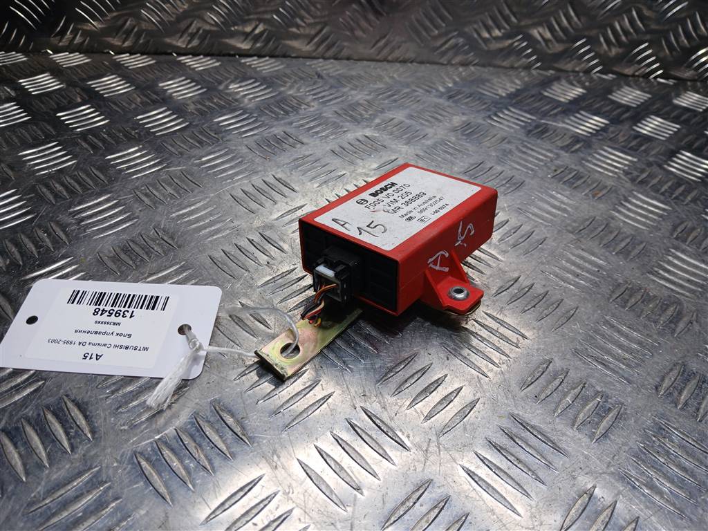 блок управления MITSUBISHI CARISMA 1.8 GDI AT (122 л.с.)Carisma  I рестайлинг (1999—2004) Лифтбек MR368889, 750 рублей, Москва