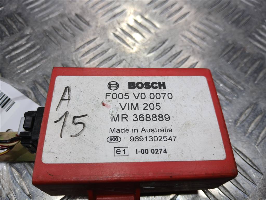 блок управления MITSUBISHI CARISMA 1.8 GDI AT (122 л.с.)Carisma  I рестайлинг (1999—2004) Лифтбек MR368889, 750 рублей, Москва