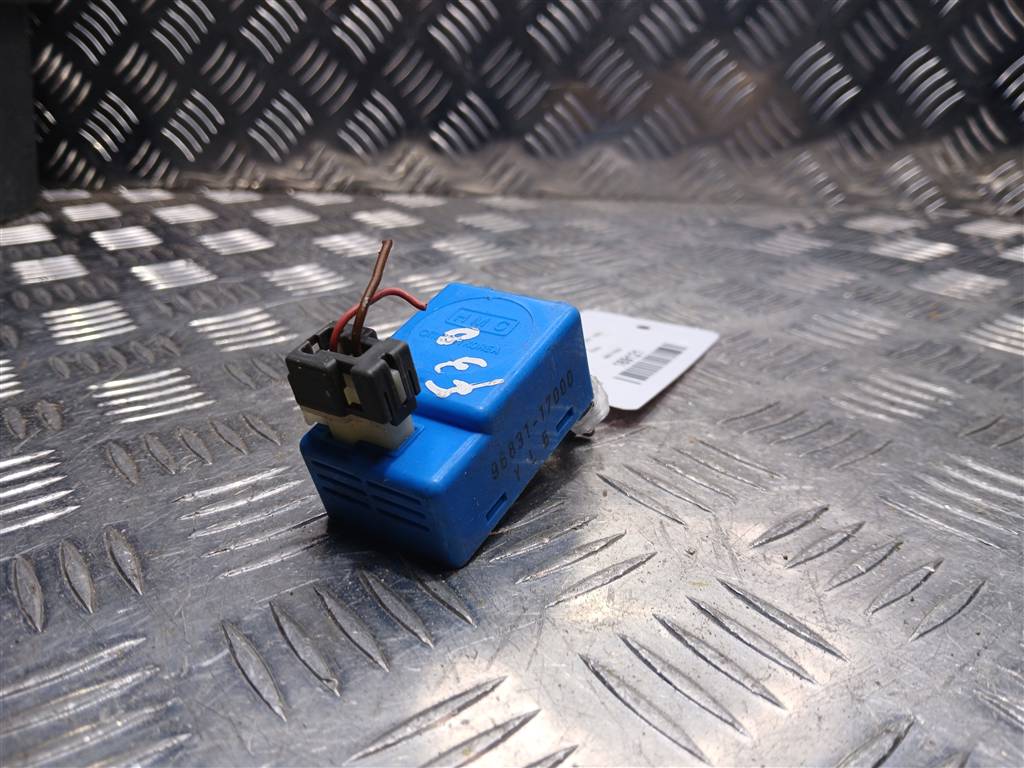 реле Hyundai MATRIX 1.6 MT (103 л.с.)Matrix  I рестайлинг (2005—2008) Минивэн 9683117000, 630 рублей, Москва