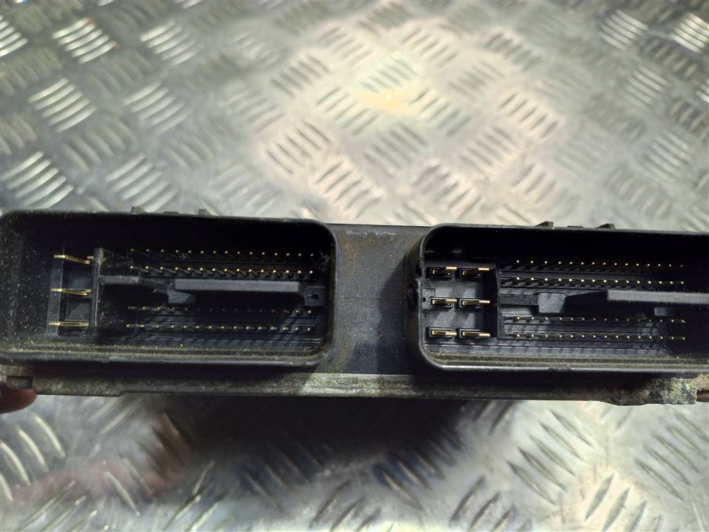 блок управления двигателем MITSUBISHI COLT  1860A708, 2700 рублей, Москва