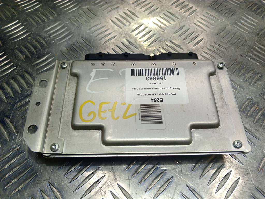 блок управления двигателем Hyundai GETZ 1.1 MT (66 л.с.)Getz  I рестайлинг (2005—2011) Хетчбэк 3911002421, 980 рублей, Москва