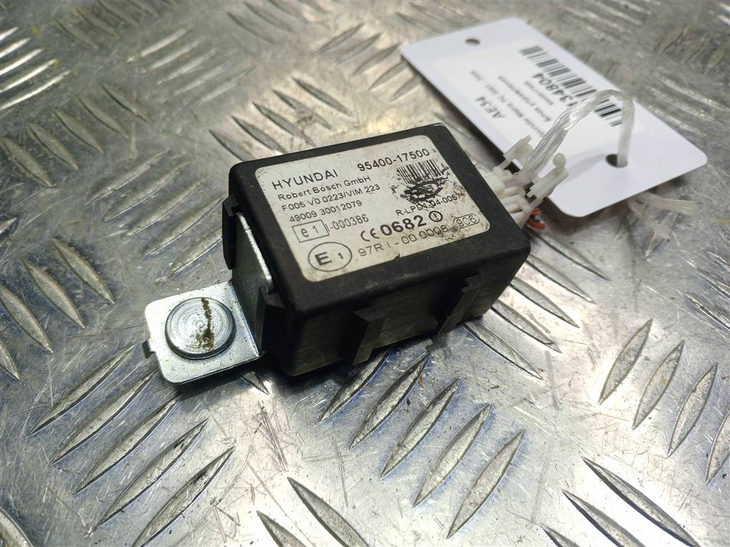 блок управления Hyundai MATRIX 1.6 MT (103 л.с.)Matrix  I рестайлинг (2005—2008) Минивэн 9540017500, 630 рублей, Москва