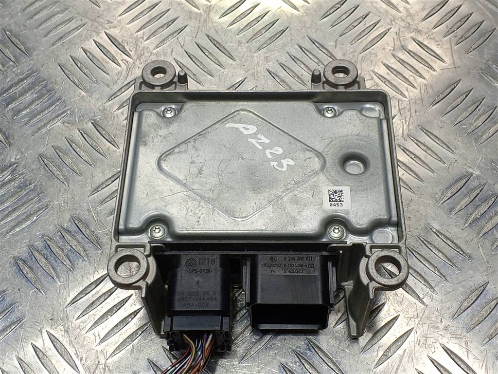 блок управления srs (air bag) MAZDA 3  BP4K57K30B, 750 рублей, Москва