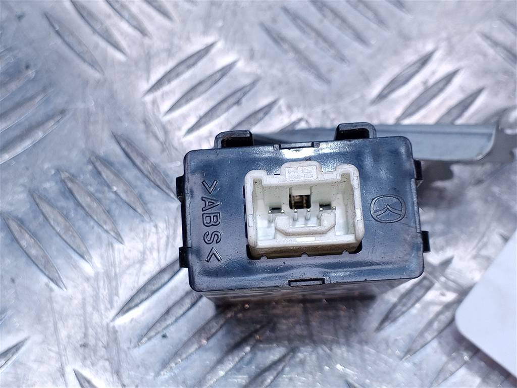 блок управления MAZDA 3  BDB3675DZA, 630 рублей, Москва