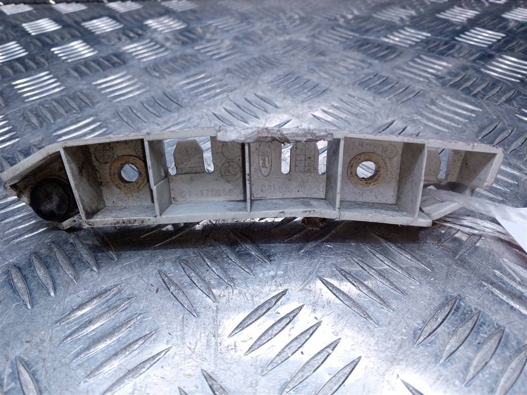 кронштейн бампера FORD Focus  1718730, 750 рублей, Москва