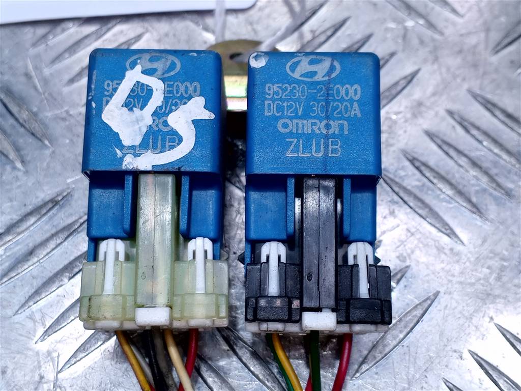 реле Hyundai TUCSON 2.0 MT (140 л.с.)Tucson  I (2004—2011) Внедорожник, 520 рублей, Москва