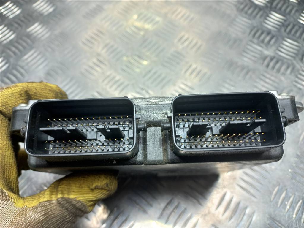 блок управления двигателем MAZDA CX-7  L37J18881D, 8450 рублей, Москва