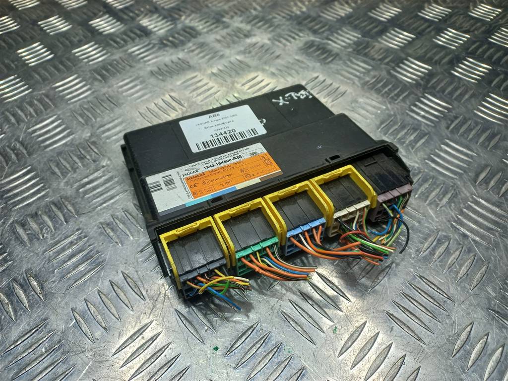 блок комфорта Jaguar X-TYPE 2.5 4WD AT (196 л.с.)X-type  I (2001—2009) Седан C2S27455, 3850 рублей, Москва