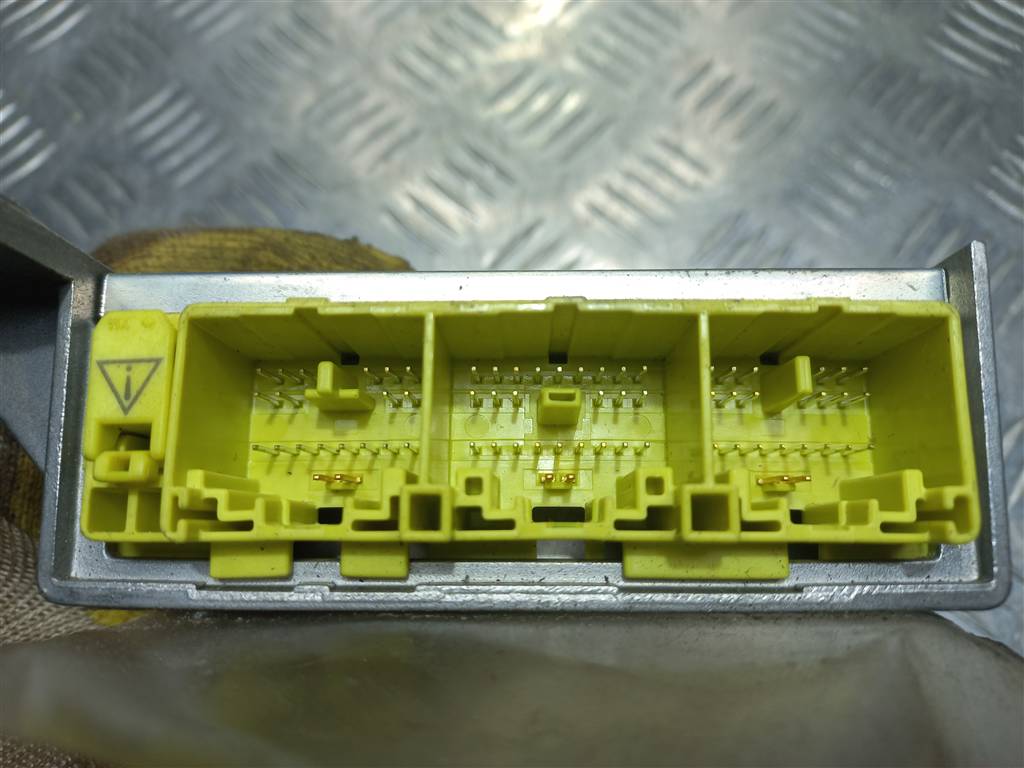 блок управления srs (air bag) MAZDA CX-7  E22357K30A, 980 рублей, Москва