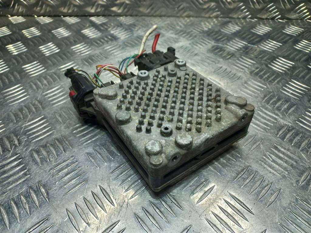 блок управления MAZDA 6  GS1D67880D, 1550 рублей, Москва