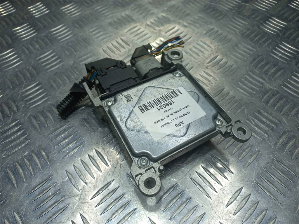 блок управления srs (air bag) FORD Focus 1.6 MT (100 л.с.)Focus  II (2005—2008) Хетчбэк 1717369, 980 рублей, Москва