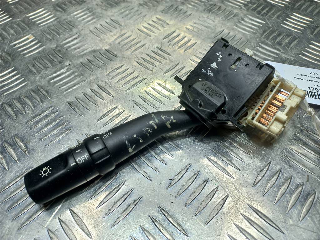 переключатель подрулевой SUZUKI LIANA 1.6 MT (106 л.с.)Liana  I рестайлинг (2004—2008) Универсал 17A089, 1550 рублей, Москва