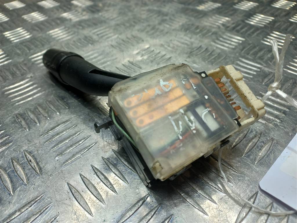 переключатель подрулевой SUZUKI LIANA 1.6 MT (106 л.с.)Liana  I рестайлинг (2004—2008) Универсал 17A089, 1550 рублей, Москва