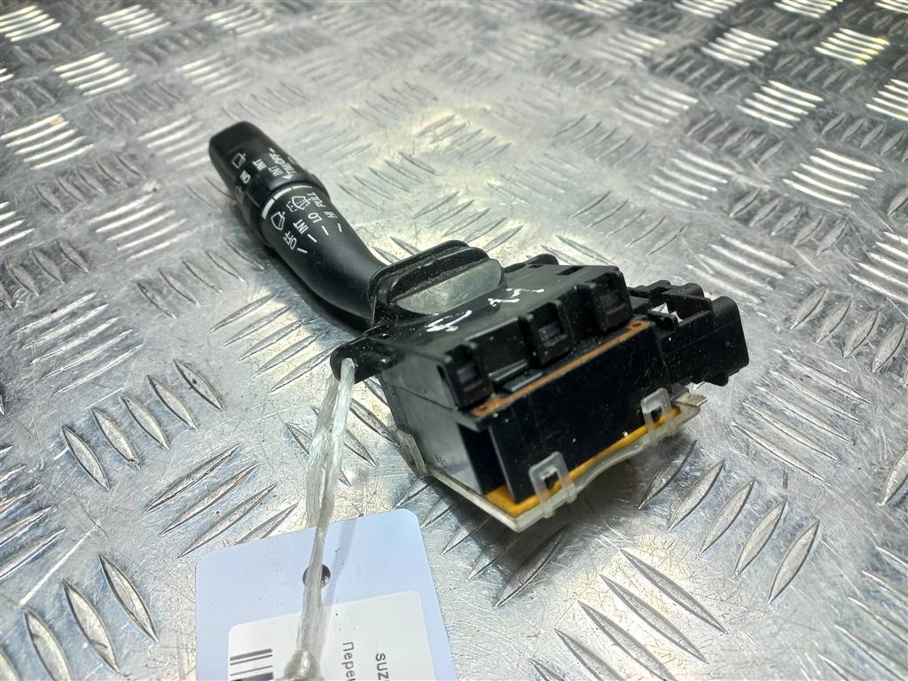 переключатель подрулевой SUZUKI LIANA 1.6 MT (106 л.с.)Liana  I рестайлинг (2004—2008) Универсал 17A164LH2, 1550 рублей, Москва