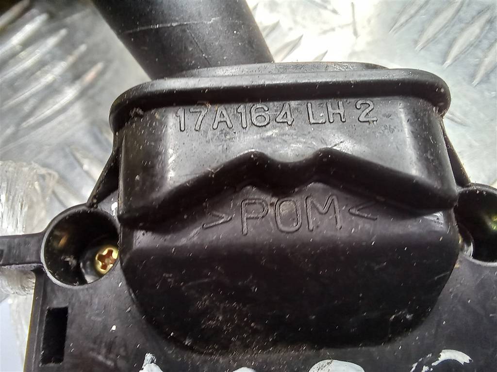 переключатель подрулевой SUZUKI LIANA 1.6 MT (103 л.с.)Liana  I (2001—2006) Седан 17A164LH2, 1550 рублей, Москва