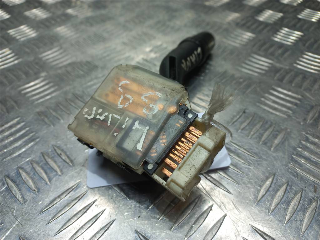 переключатель подрулевой SUZUKI LIANA 1.6 MT (103 л.с.)Liana  I (2001—2006) Седан 17A089, 1550 рублей, Москва