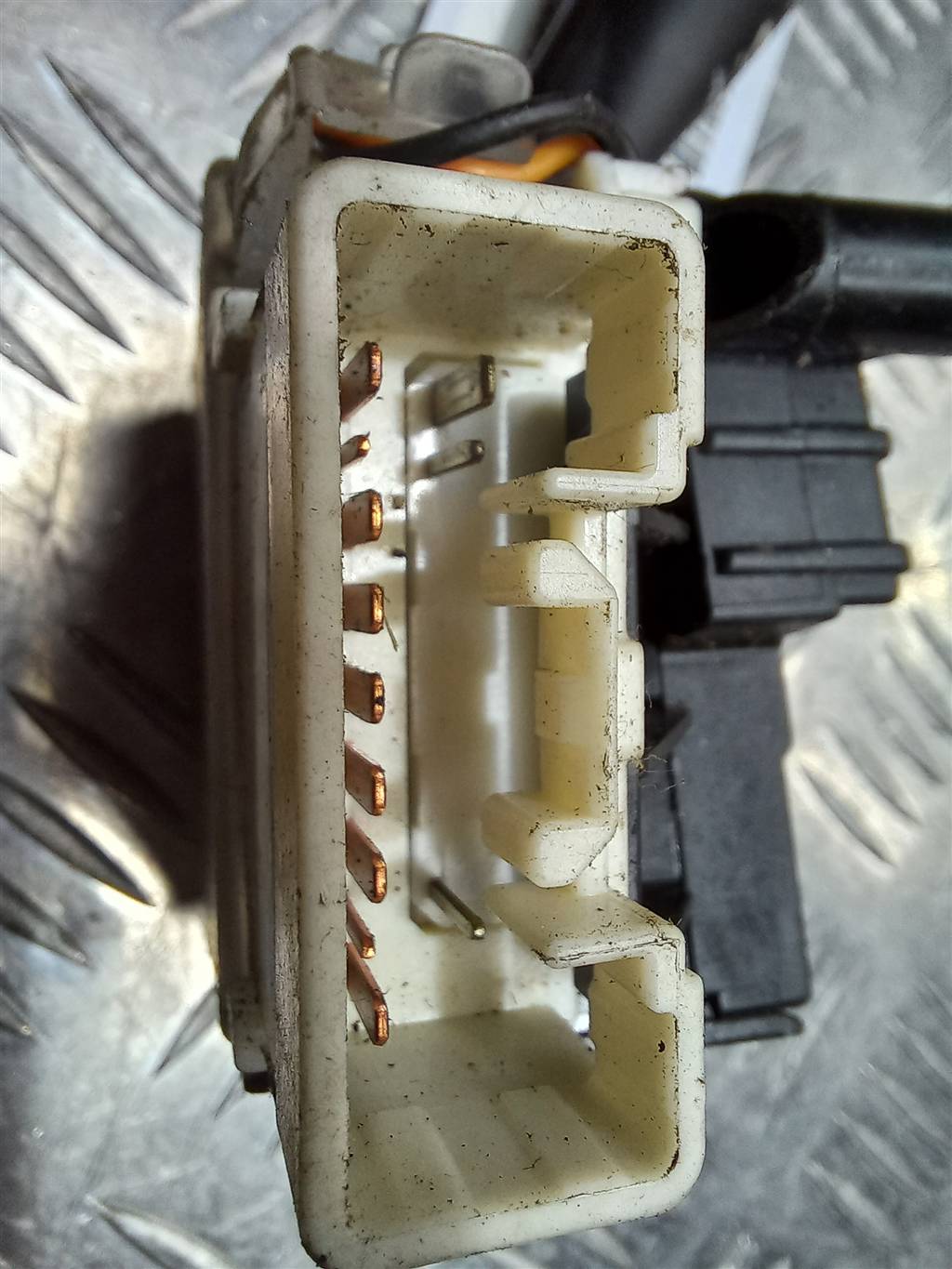 переключатель подрулевой SUZUKI Grand Vitara 2.0 4WD MT (140 л.с.)Grand Vitara  II (2005—2008) Внедорожник 3721058J21, 3740 рублей, Москва