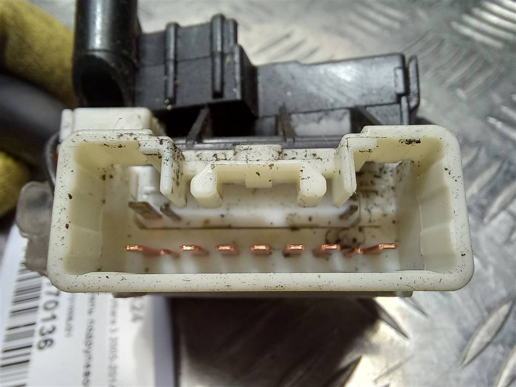 переключатель подрулевой SUZUKI Grand Vitara 2.0 4WD AT (140 л.с.)Grand Vitara  II (2005—2008) Внедорожник 3721058J21, 3740 рублей, Москва